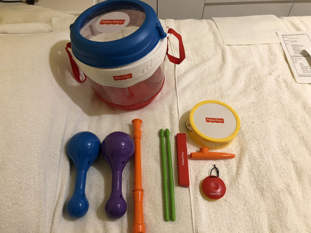 Fisher Price On-the-go Drum Set with Musical Instruments in Toys & Games in City of Toronto - Image 2