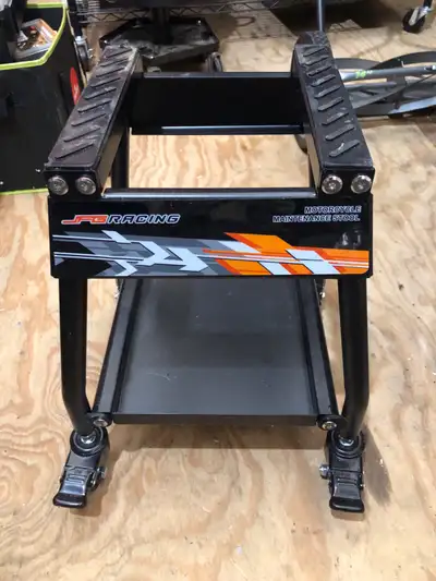 Hi there I have an almost new JFG Racing motorcycle stand. Maybe put the bike in it 2 times. Perfect...