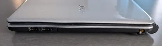 Laptop Acer Aspire E1-432 in Laptops in Longueuil / South Shore - Image 9