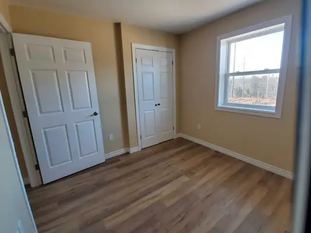 2 bed 1 bath semi63860084735363123
