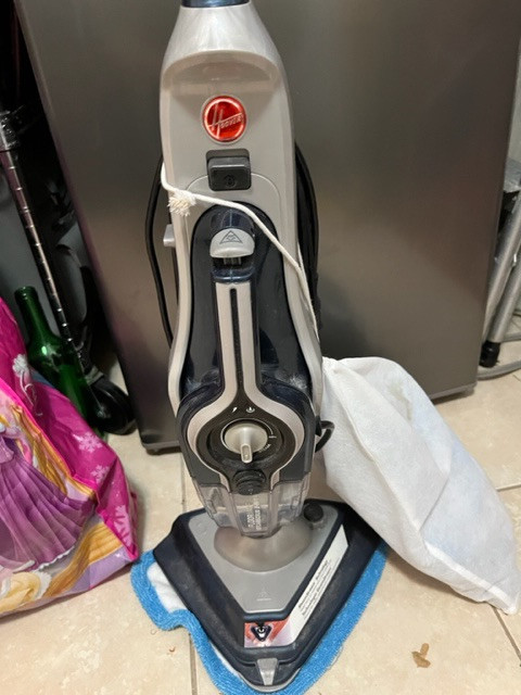 Hoover steamer mop  in Vacuums in Dartmouth - Image 2