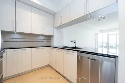 80 Marine Parade Dr