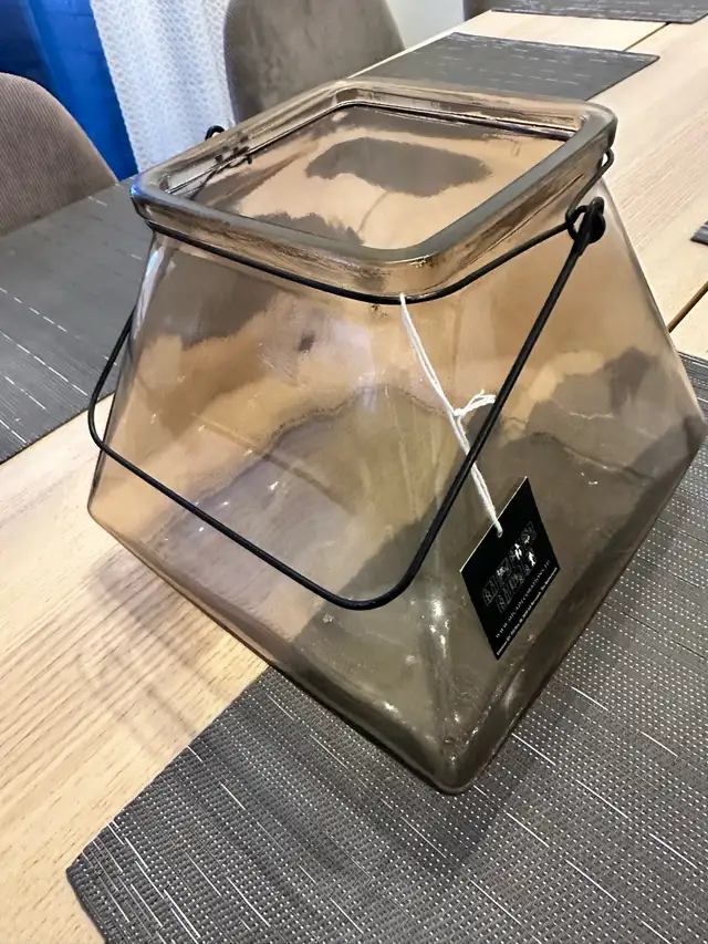 MODERN GLASS LANTERN 518971127696599041