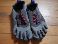 Keen Hiking 5 finger toe shoes, Women's 39