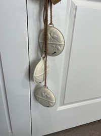 Christmas Door Hanger with bells 
