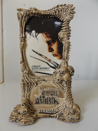 VINTAGE MOVIE MANIACS MINI POSTER "edward SCISSORHANDS" MARQUEE