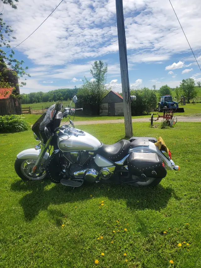 REDUCED TO $5000.  2007 Kawasaki VN2000 in Street, Cruisers & Choppers in Ottawa - Image 4