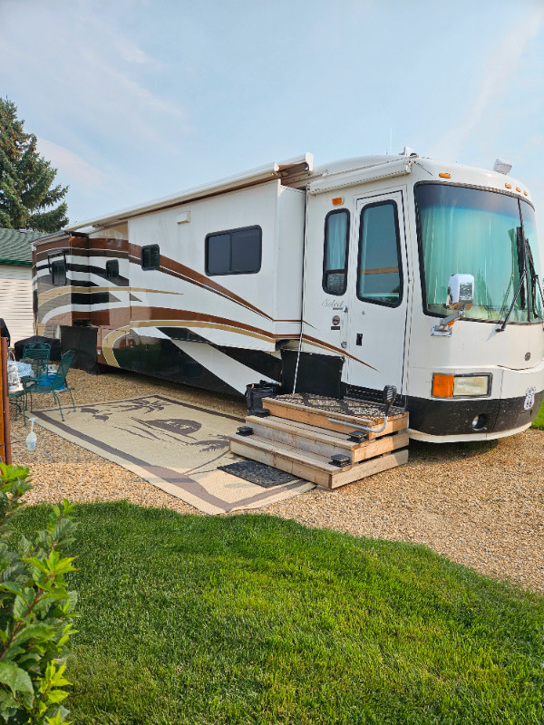 2003 Travel Supreme 45 foot Motorhome RVs & Motorhomes Medicine Hat