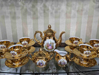 Vintage German 'Bavaria' Porcelain 24K Gold-plated 17 pc Tea Set