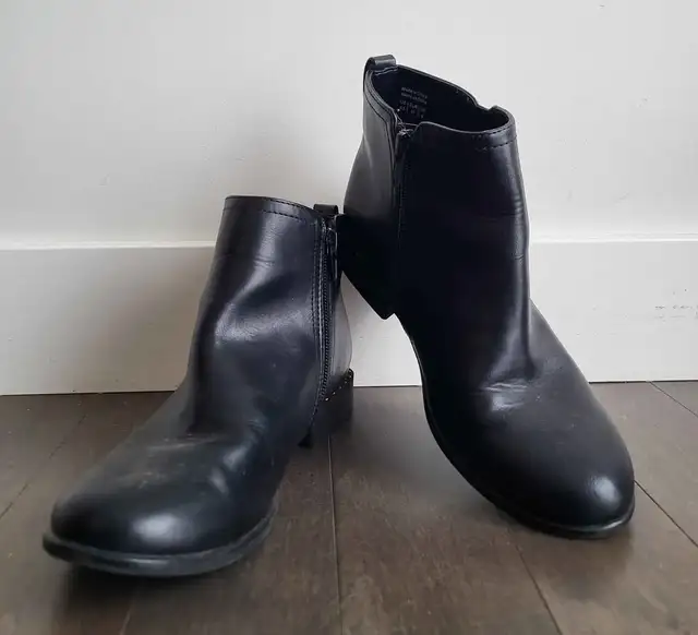 Call it Springs Lydiia Women Ankle Boots - Size 6.5 in Women's - Shoes in Calgary - Image 3