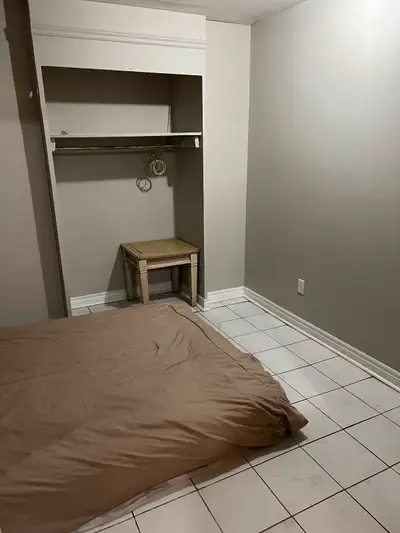 Room for Rent. Sandalwood/Kennedy/Bovaird. Move Today
