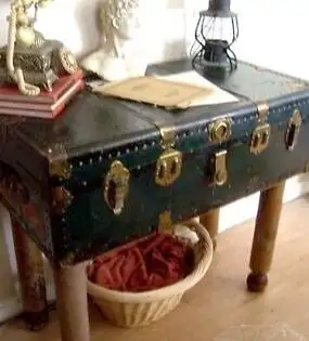 Malle de Voyage - Table de Salon Vintage in Arts & Collectibles in Sherbrooke - Image 8