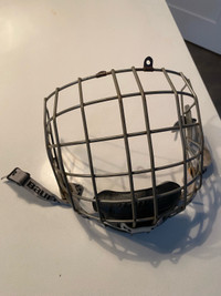 SR Cage - used, made by Bauer