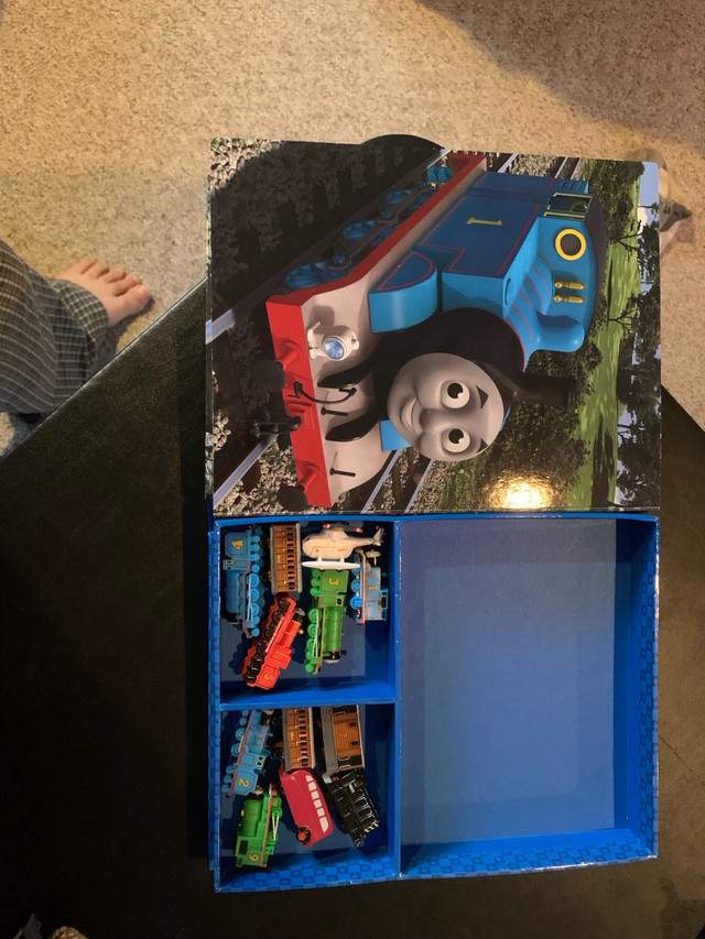 Thomas the train book in Children & Young Adult in St. Catharines - Image 2
