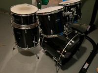 Ludwig Accent drum set