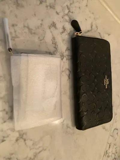 Authetic Coach Wallet NWOT, View more