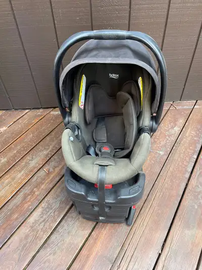Rear facing car seat, View more