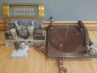 VINTAGE DECOR GE 40's TURNTABLE w/Tubes