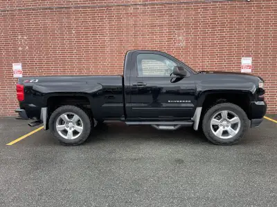2018 Chevrolet Silverado LT Z71 – Regular Cab Short Box – Black on Black Price: $38,900 | 107,000 KM...