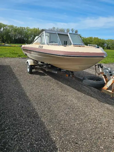 Selling vanguard boat, 70 hp motor, has full tank of gas needs some tlc but floats and runs with no...