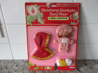1981 Strawberry Shortcake Berry Wear 2 Doll Outfits