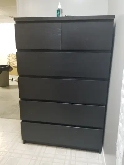 48 inches high. 32 inches wide