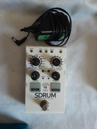 SDrum pedal with power supply, strumable drums by digitech