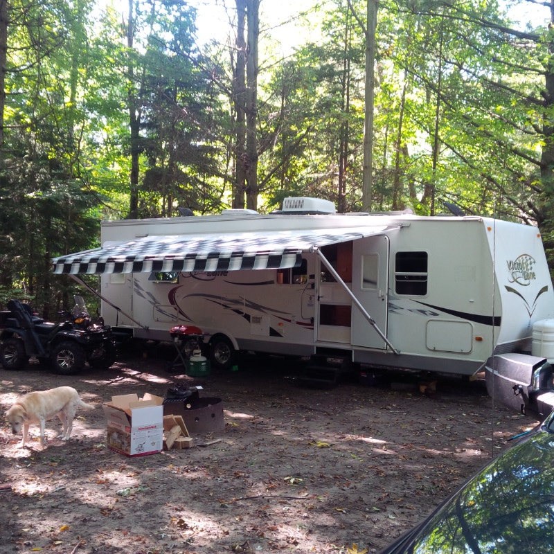 Hunter's Special Toy Hauler with Separate Garage space Travel