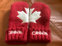 HBC TEAM CANADA OLYMPIC RED MITTS W/MAPLE LEAFS- LIKE NEW-  XS