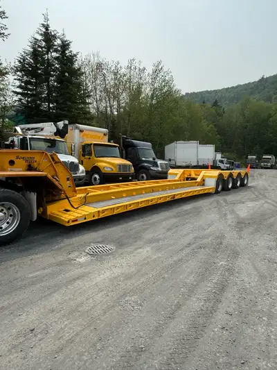 2011 Scheltema Quad Axle 75 Ton Lowboy Float Model : HRG-75-4A (GVWR : 88,900 Kgs) Air Ride Suspensi...