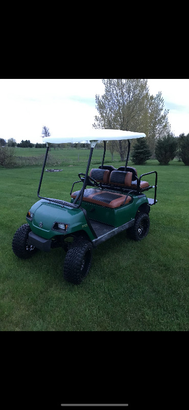 Yamaha G22 Gas Golf Cart Custom in Other in Barrie