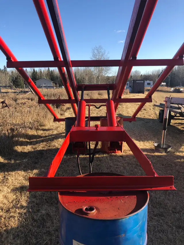 Hydraulic Lift Bale Rack in Heavy Equipment Parts & Accessories in Edmonton - Image 6