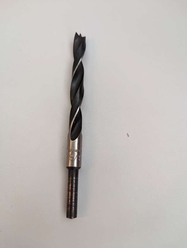 Bosch B14609 Brad Point Precision Drill Bit, 5/8-Inch in Hand Tools in Mississauga / Peel Region - Image 2