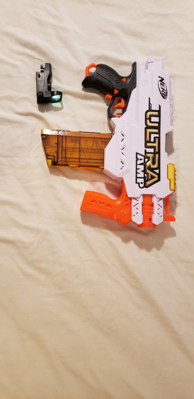 NERF ULTRA FOAM BLASTERS (2) with darts and extra stock in Toys & Games in Gatineau - Image 2