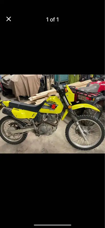 12000 Km 2002 Szuki DR 200, fresh oil, new plug, just added some fresh gas and had it out , all ligh...