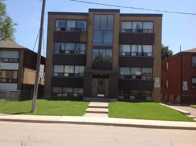 Available FEBRUARY 15th - Large Bachelor - Keele and Rogers Road