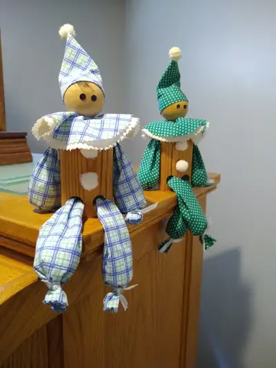 Clowns décorations faits à la main, View more