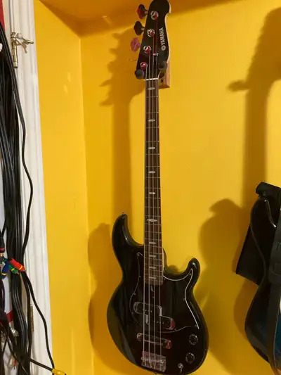 Yamaha Bass BB414X, View more