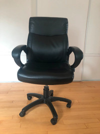 Office/ gaming chair with lumbar support