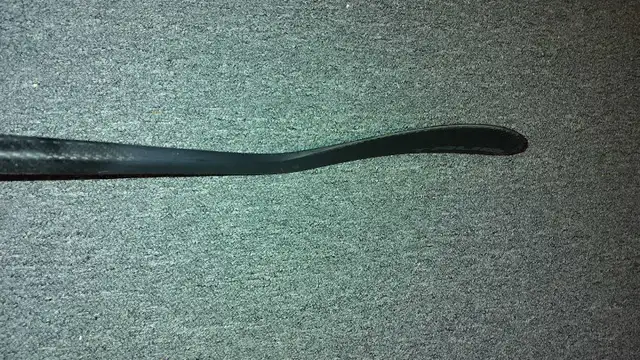 True A5.2 SBP hockey sticks in Hockey in Markham / York Region - Image 4
