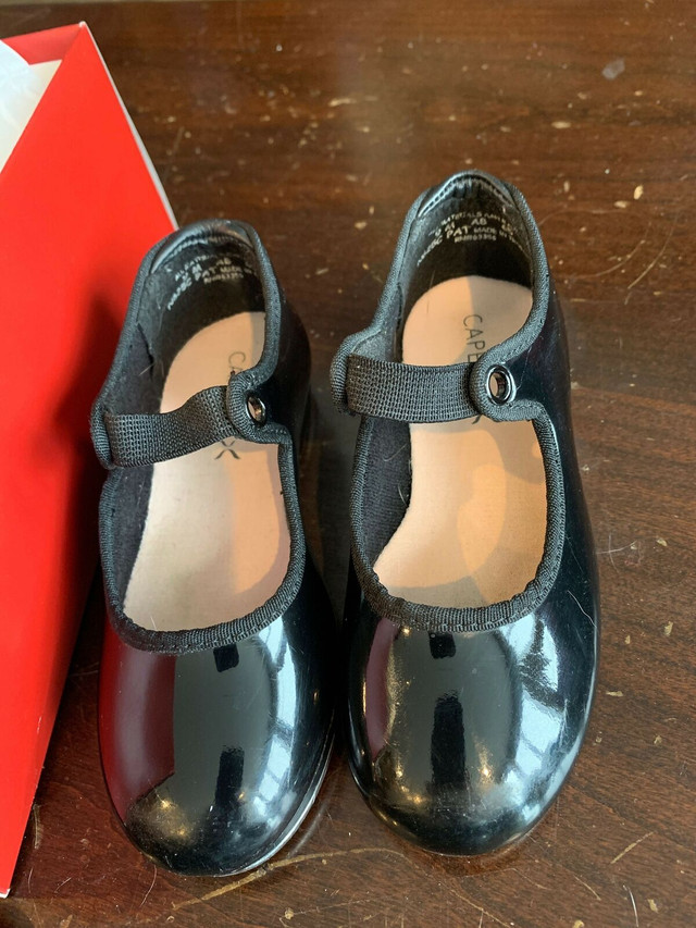 Youth Size 9m Capezio Tap Shoes in Costumes in St. Albert - Image 2