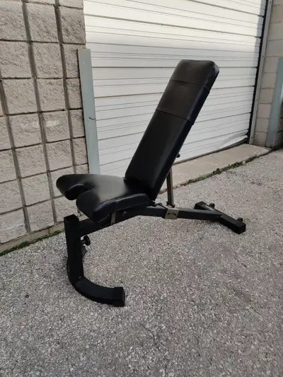 Nautilus Heavy Duty Adjustable Weight Bench Exercise Gym Workout, View more