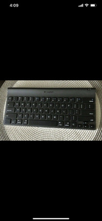 Wireless Logitech Keyboard 