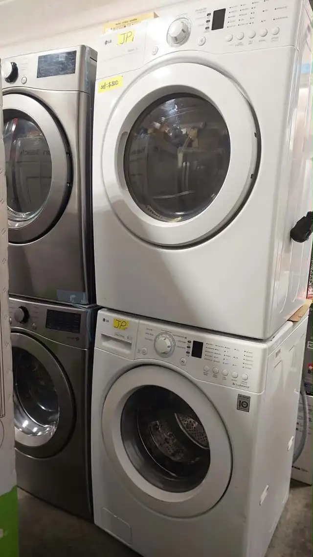 ⚡ LG 27” Washer Dryer Combo | White in Washers & Dryers in Mississauga / Peel Region - Image 2