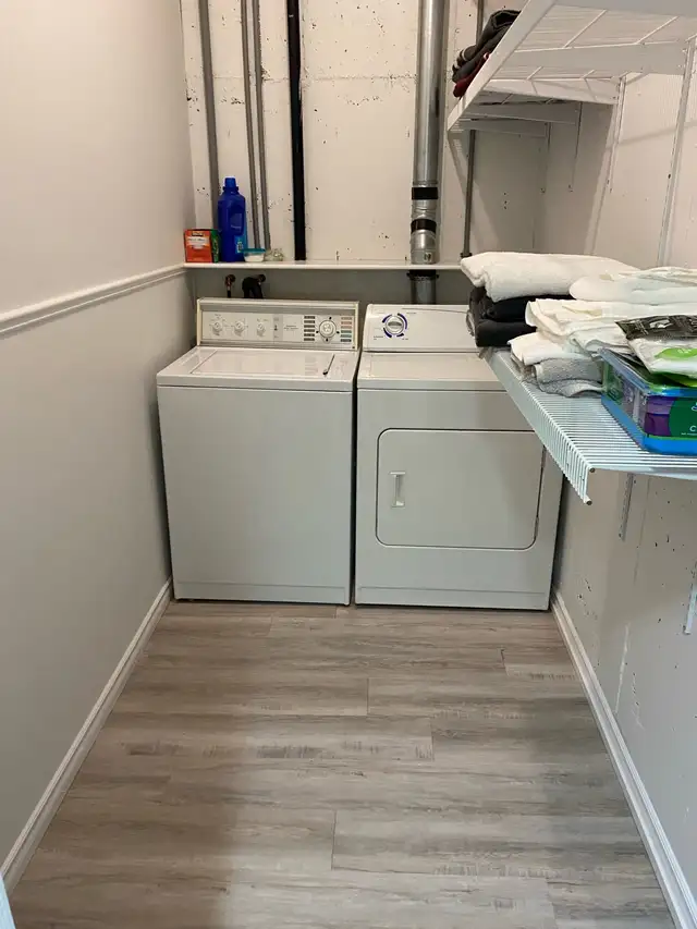 large 1 bedroom suite in British Columbia in Canada - Image 10