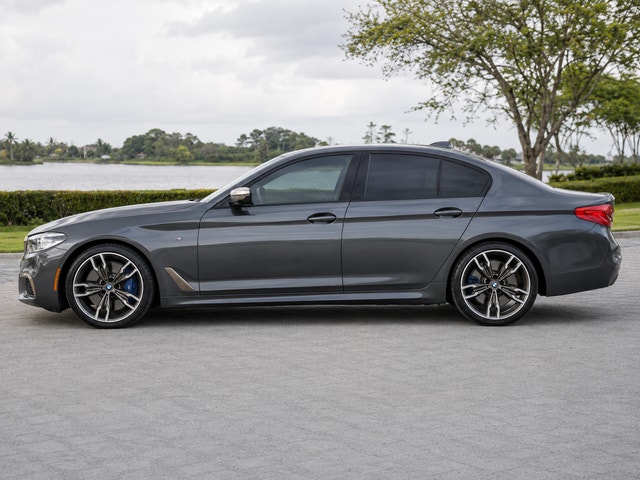 BMW M550i xDrive 2018 - V8 456hp - Vente privée impeccable — photo 3