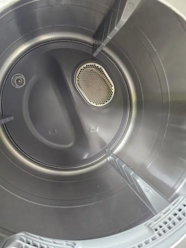 RELIABLE SILVER FRONT WASHER ELECTRIC DRYER SET  in Washers & Dryers in Mississauga / Peel Region - Image 4