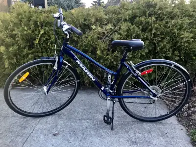 Vélo hybride Marin aluminium, quasiment neuf, léger, View more