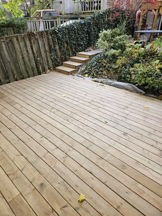 Quality Deck, Fence, Interlock and Landscaping62863722107009123