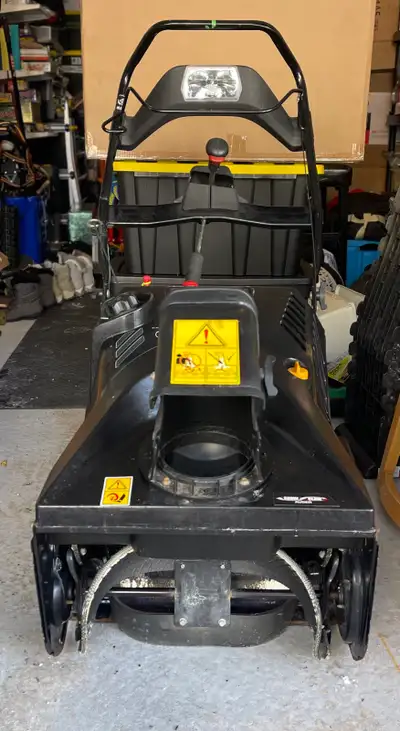 21” Craftsman Gas Snow Blower,Pristine Condition – Starts & Run, View more